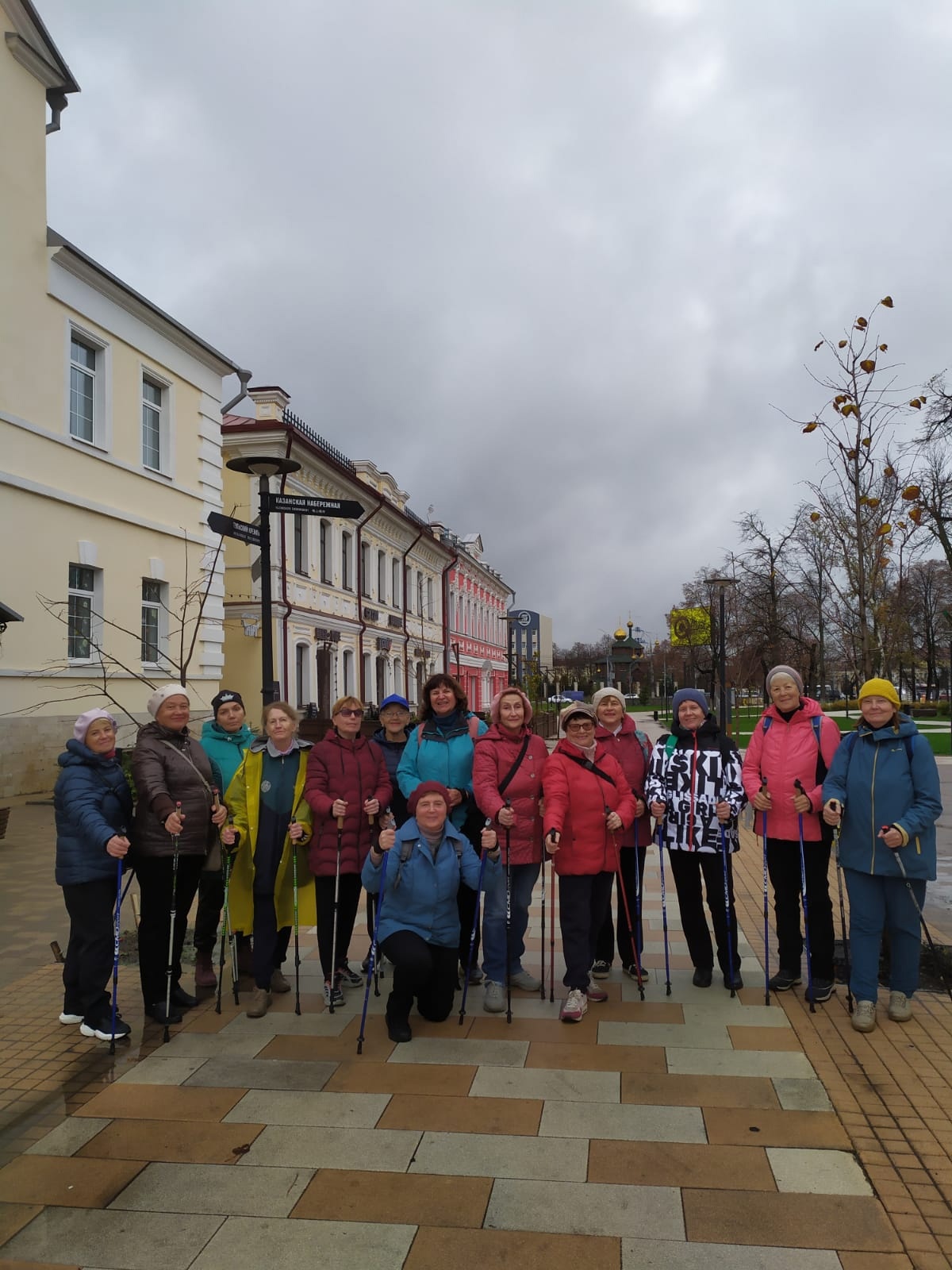 Приглашаем жителей города старше 55 лет на занятия скандинавской ходьбой в  рамках проекта «Тульское долголетие»! | 21.10.2022 | Тула - БезФормата